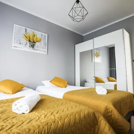Glow Apartments, Baltica Towers Apartment *
